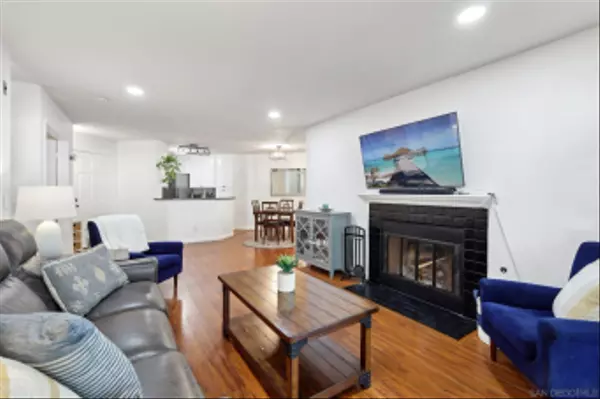 7224 Camino Degrazia #260, San Diego, CA 92111