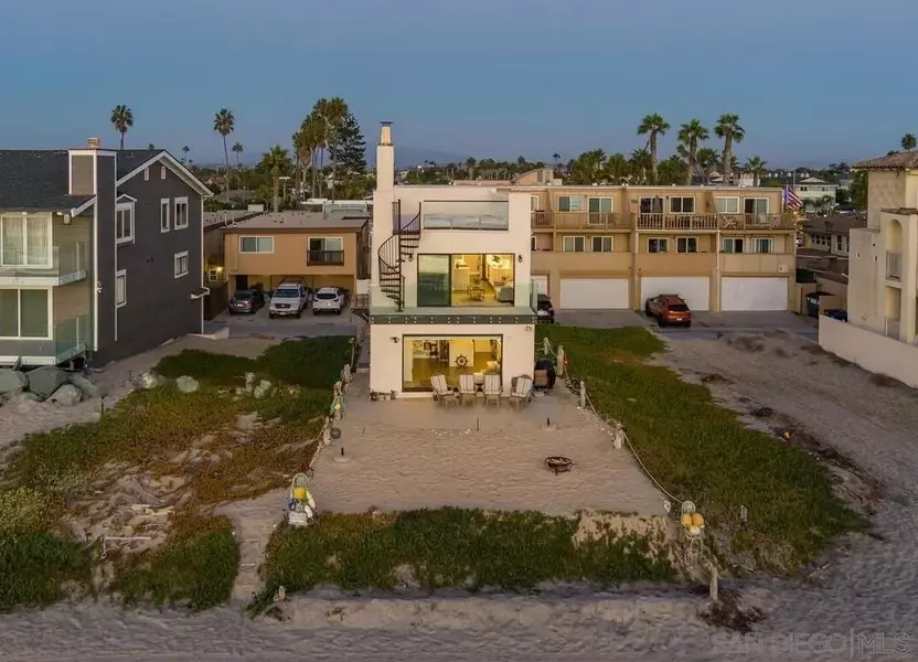 680-682 Ocean Ln, Imperial Beach, CA 91932