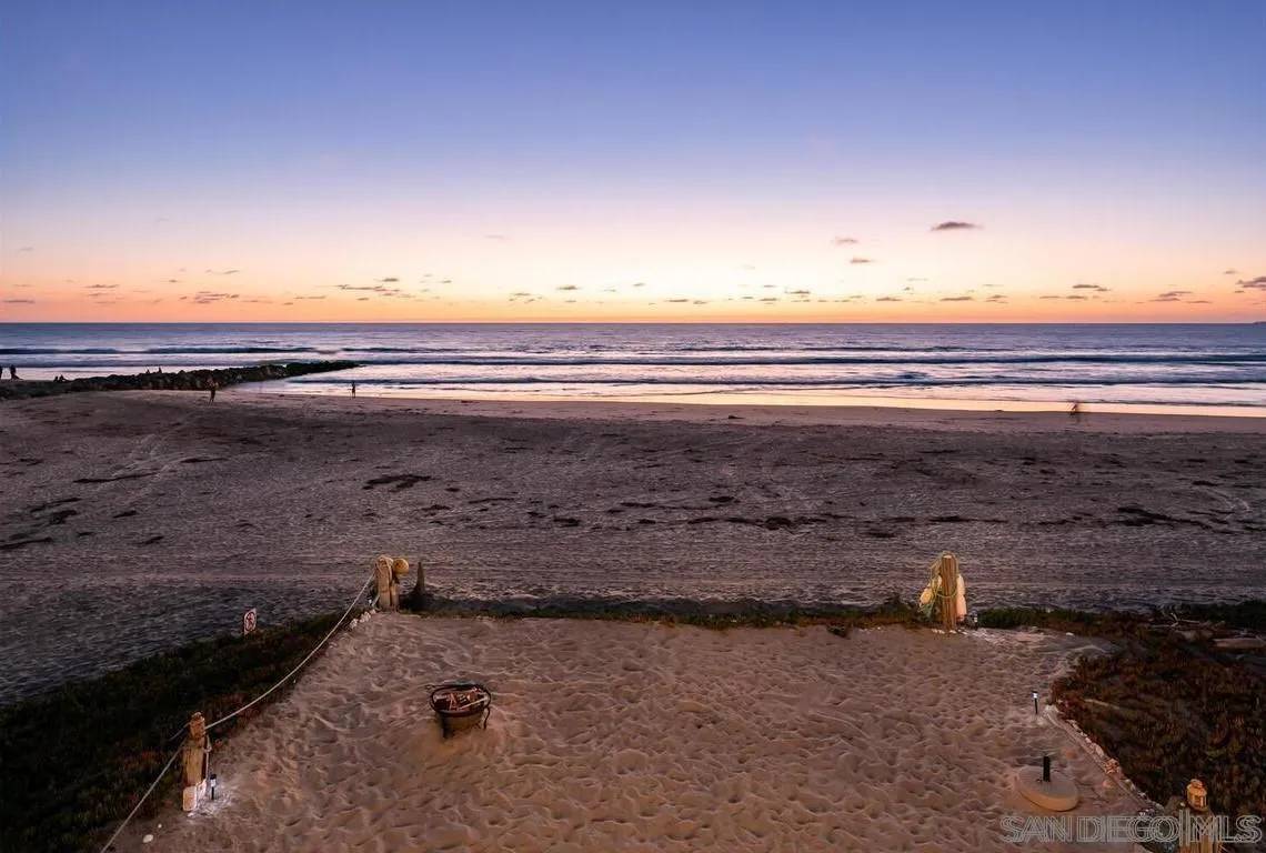 Imperial Beach, CA 91932,680-682 Ocean Ln
