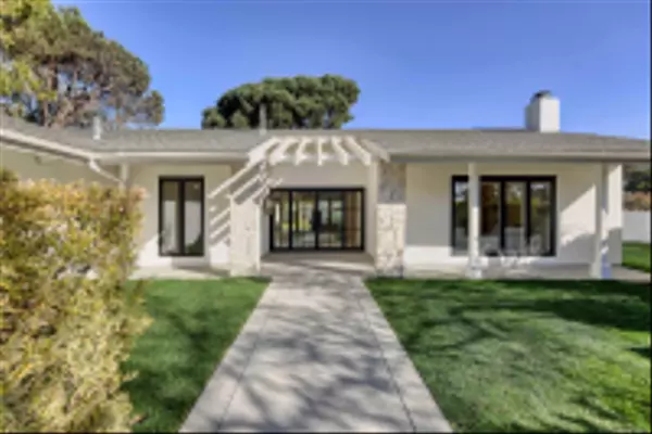 La Jolla, CA 92037,6699 Via Estrada