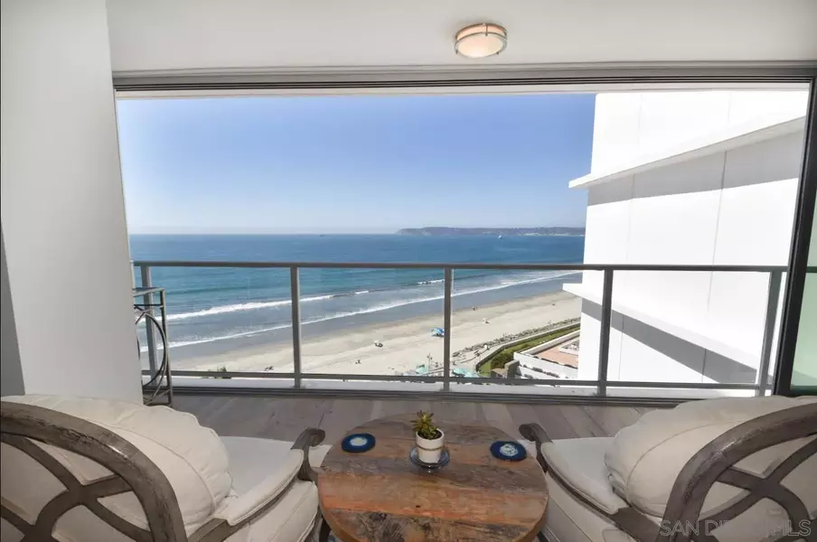 1780 Avenida Del Mundo #905, Coronado, CA 92118