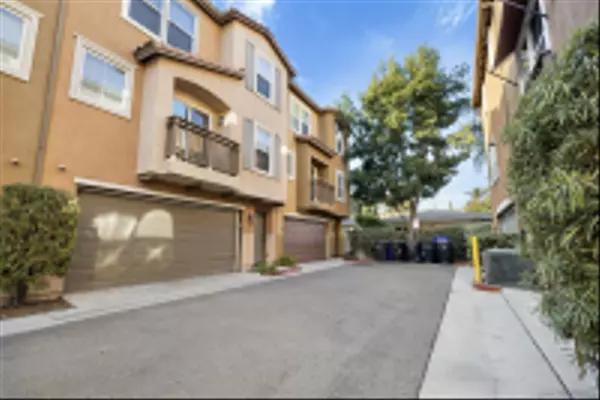 518 62nd St #25, San Diego, CA 92114