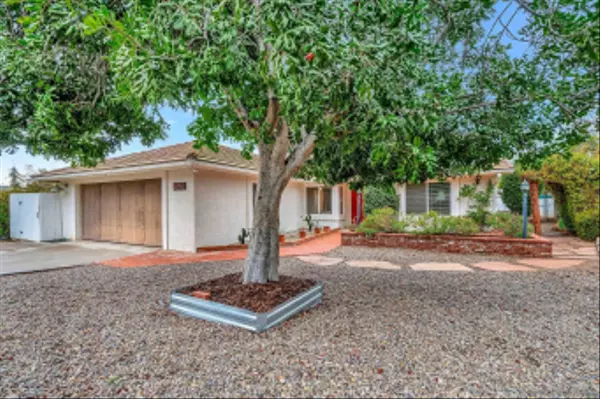 Ramona, CA 92065,16746 Republican Way