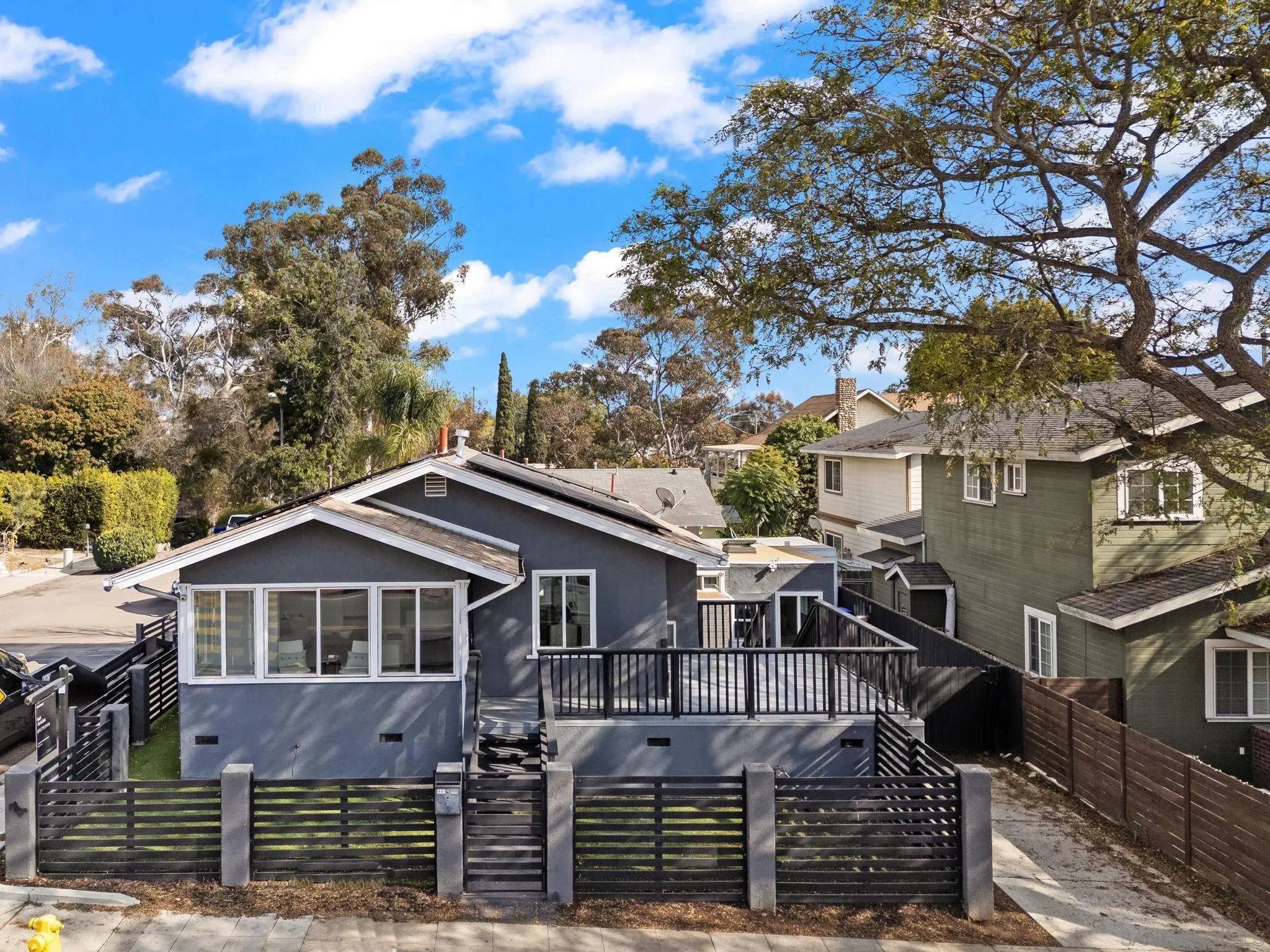1845 Fern St,  San Diego,  CA 92102
