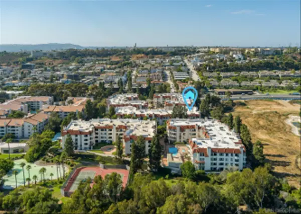 San Diego, CA 92110,5865 Friars Rd #3215