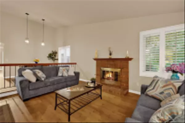 San Diego, CA 92126,7222 Canyon Hill Way