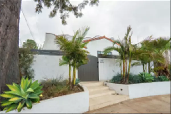 San Diego, CA 92116,4671-73 Terrace Dr