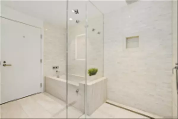 San Diego, CA 92101,888 W E Street #2203