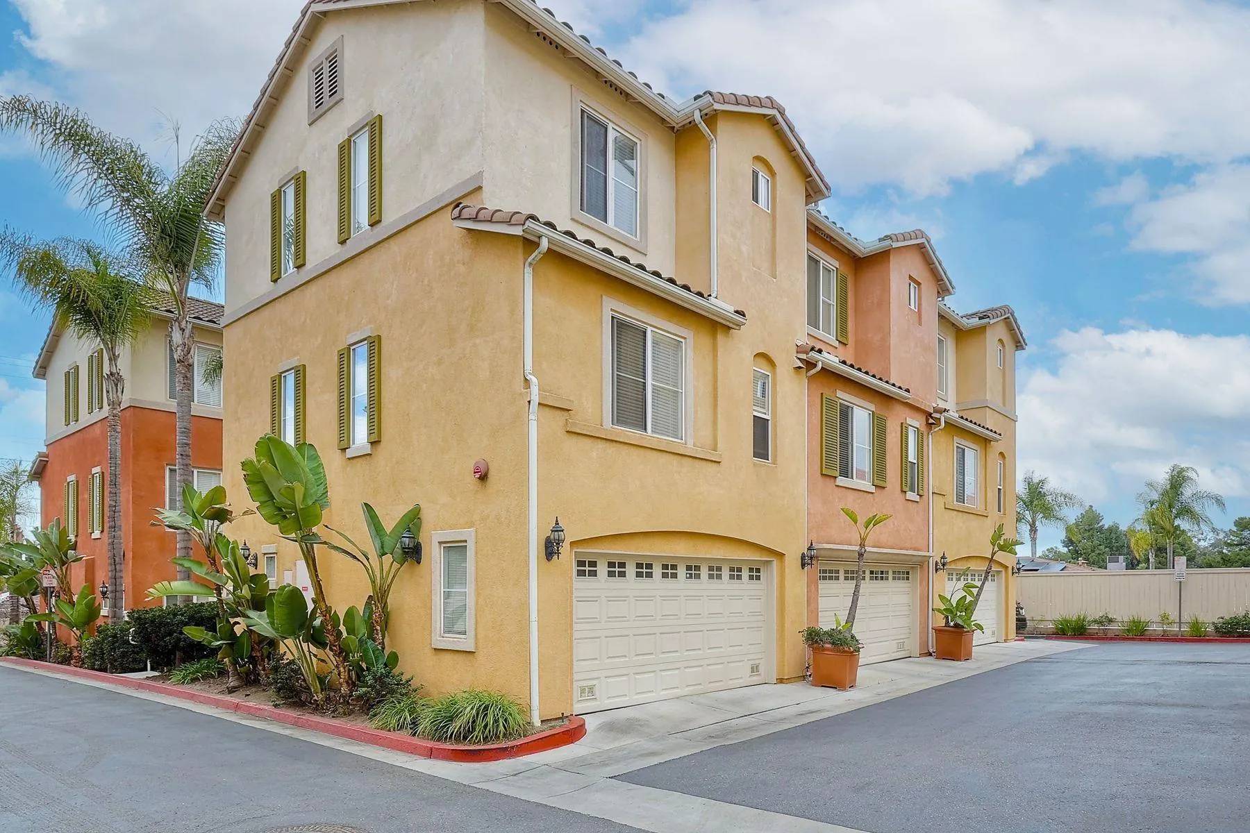 7627 Family Cir, San Diego, CA 92111