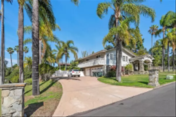 Poway, CA 92064,13338 Arroya Vista