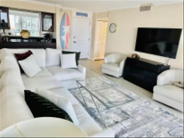 Coronado, CA 92118,1730 Avenida Del Mundo #805
