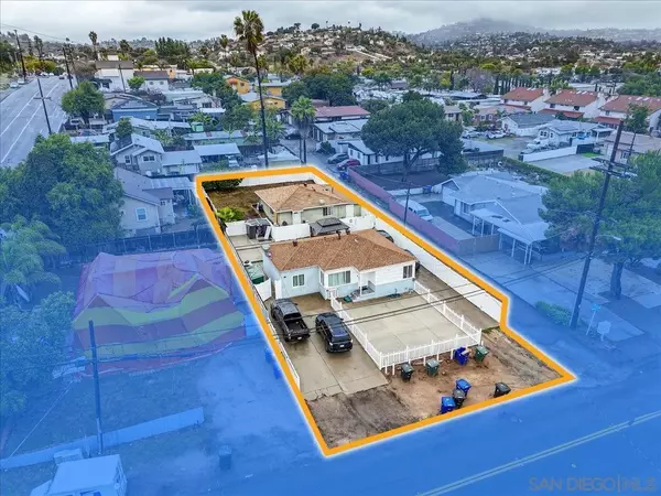 Spring Valley, CA 91977,8618-20 Valencia St