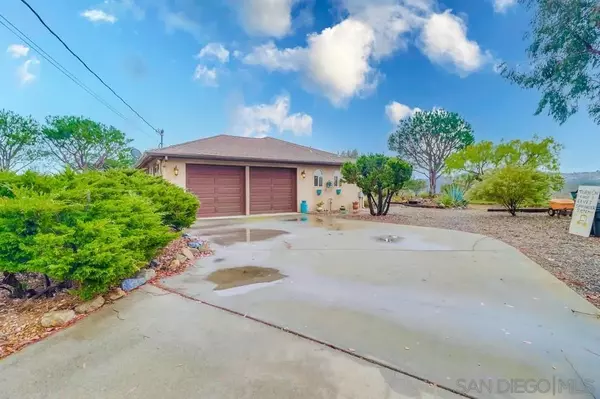 Valley Center, CA 92082,11201 Calle Oro Verde