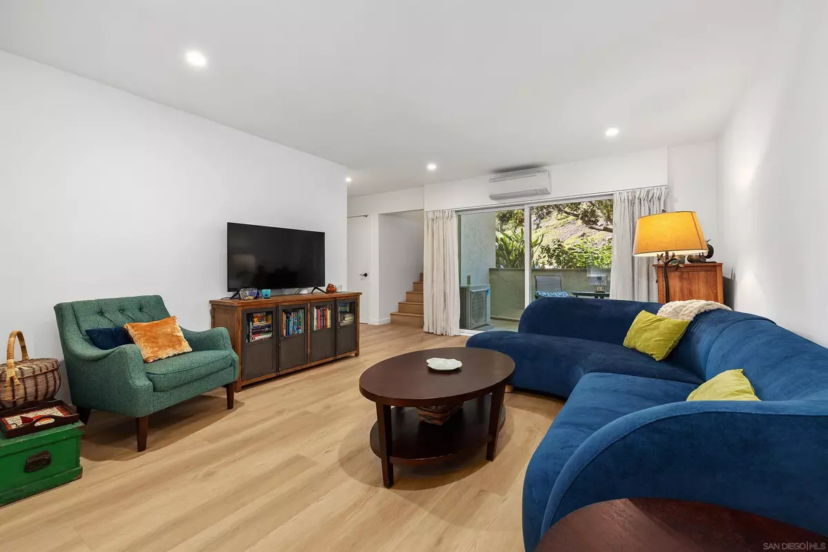 San Diego, CA 92111,7049 Park Mesa Way #90