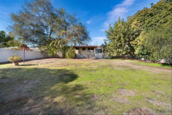 La Mesa, CA 91942,6959 Colorado