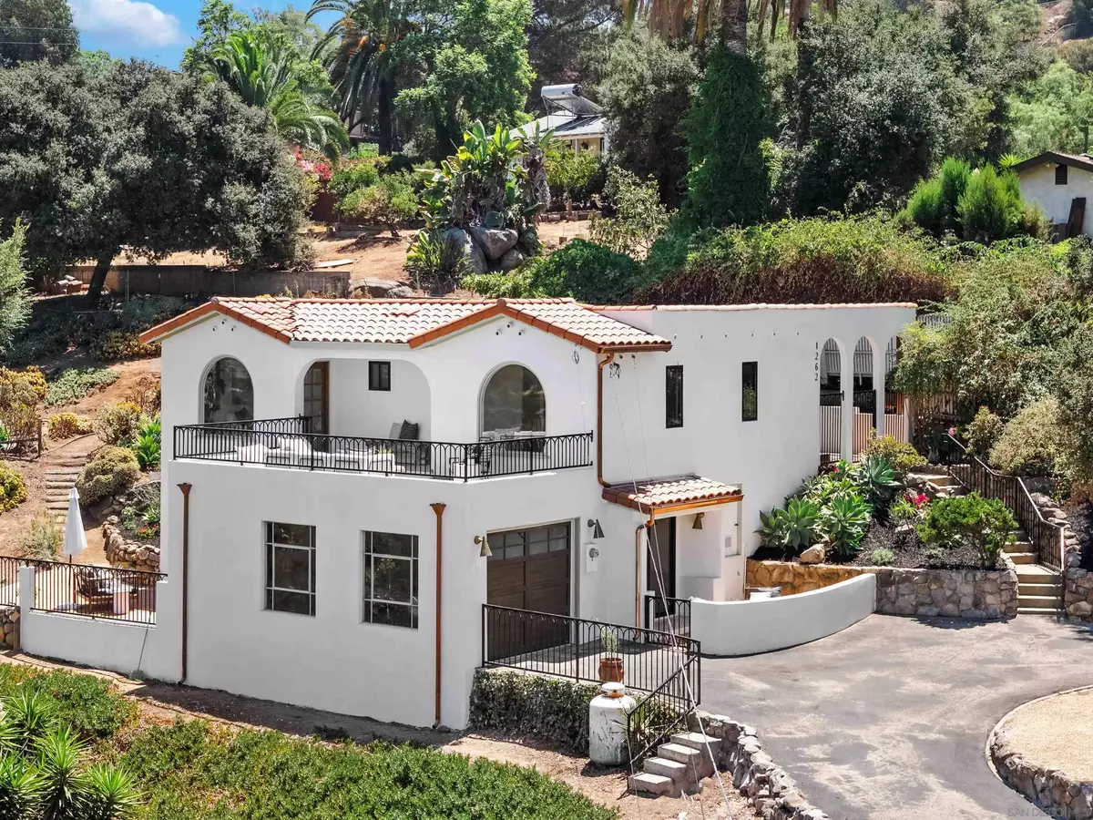 El Cajon, CA 92020,1262 Horizon Rdg