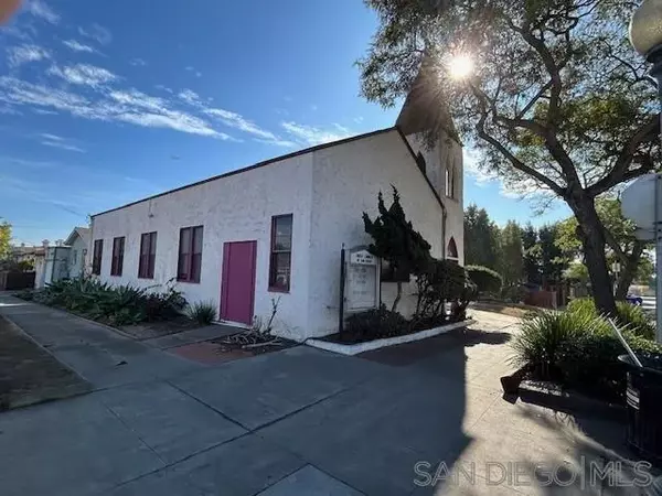 San Diego, CA 92102,1355 Fern Street