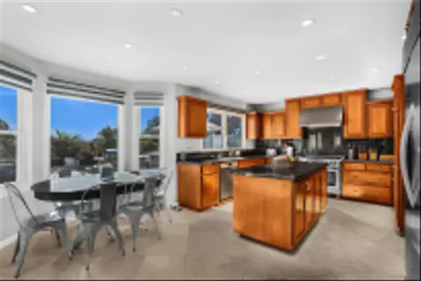 Carlsbad, CA 92010,2653 Sausalito Ave