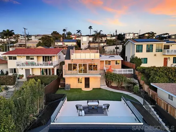 San Diego, CA 92110,2243 Galveston St