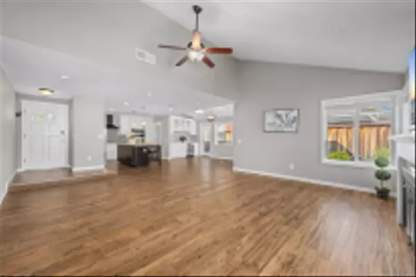 Poway, CA 92064,13921 Olive Mesa Ct.