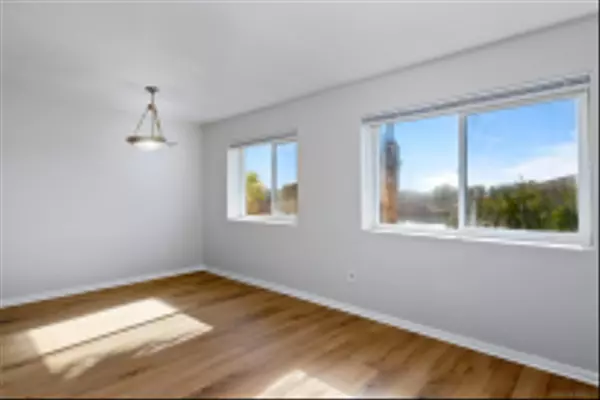 San Diego, CA 92113,3295 Ocean View Blvd #26