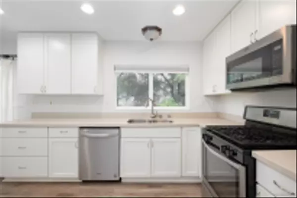 Santee, CA 92071,9208 Holmby Way