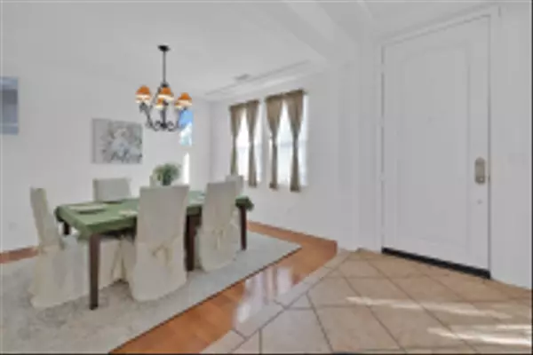 Carlsbad, CA 92011,620 Brookside Ct