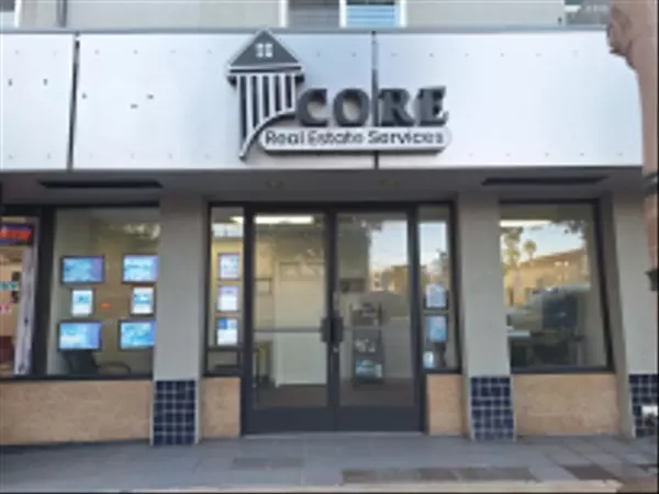 San Diego, CA 92104,2828 University Avenue
