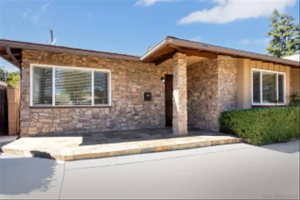 West Hills, CA 91304,7923 Sedan