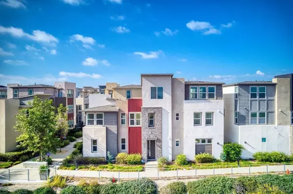 Chula Vista, CA 91915,2356 Element Way