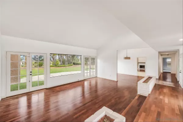 Solana Beach, CA 92075,1238 Via Mil Cumbres