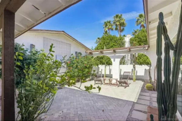 La Quinta, CA 92253,53300 Avenida Velasco