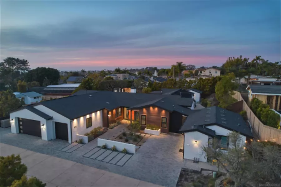 874-876 Bracero Rd, Encinitas, CA 92024