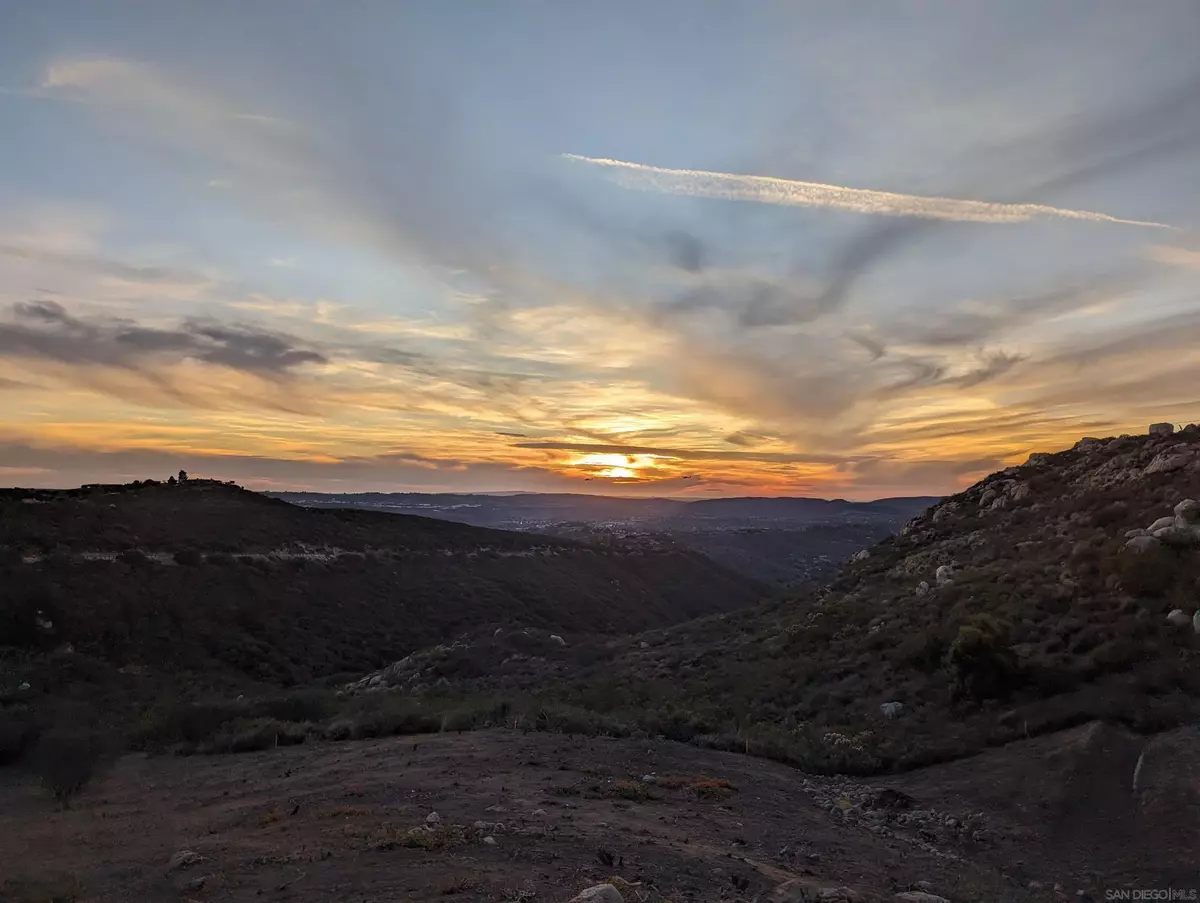 Poway, CA 92064,16011 Eucalyptus Heights Rd. #1