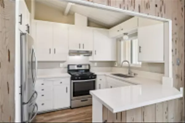 La Mesa, CA 91942,5750 Amaya Dr #10