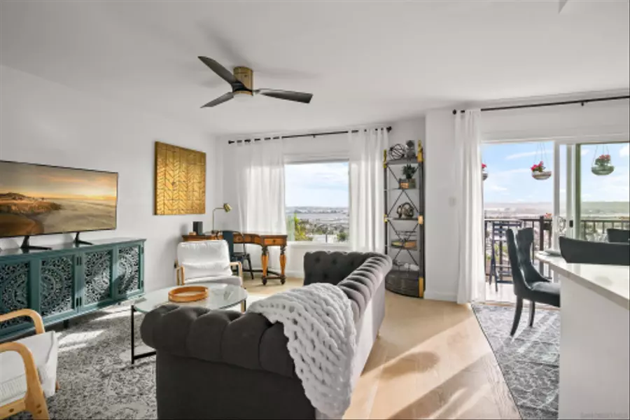 1841 Linwood, Mission Hills, CA 92110