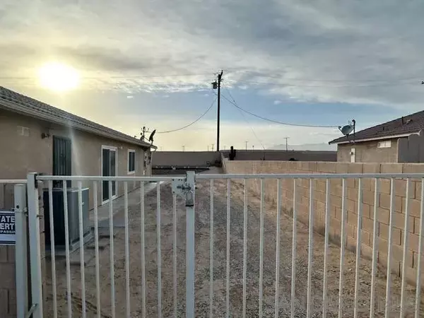 Thermal,, CA 92274,2001 Bell Court