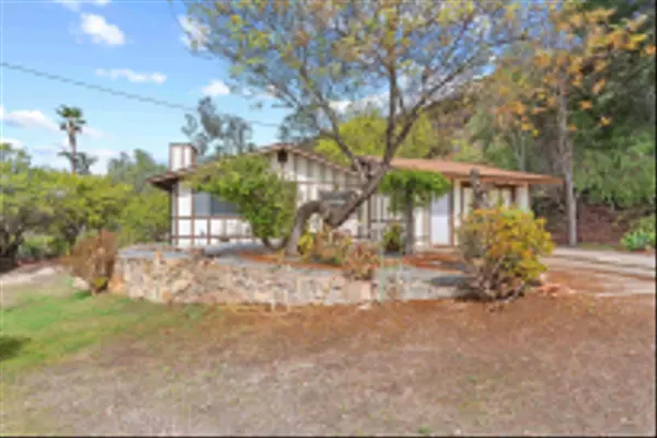 Lakeside, CA 92040,11751 Rocky Lane