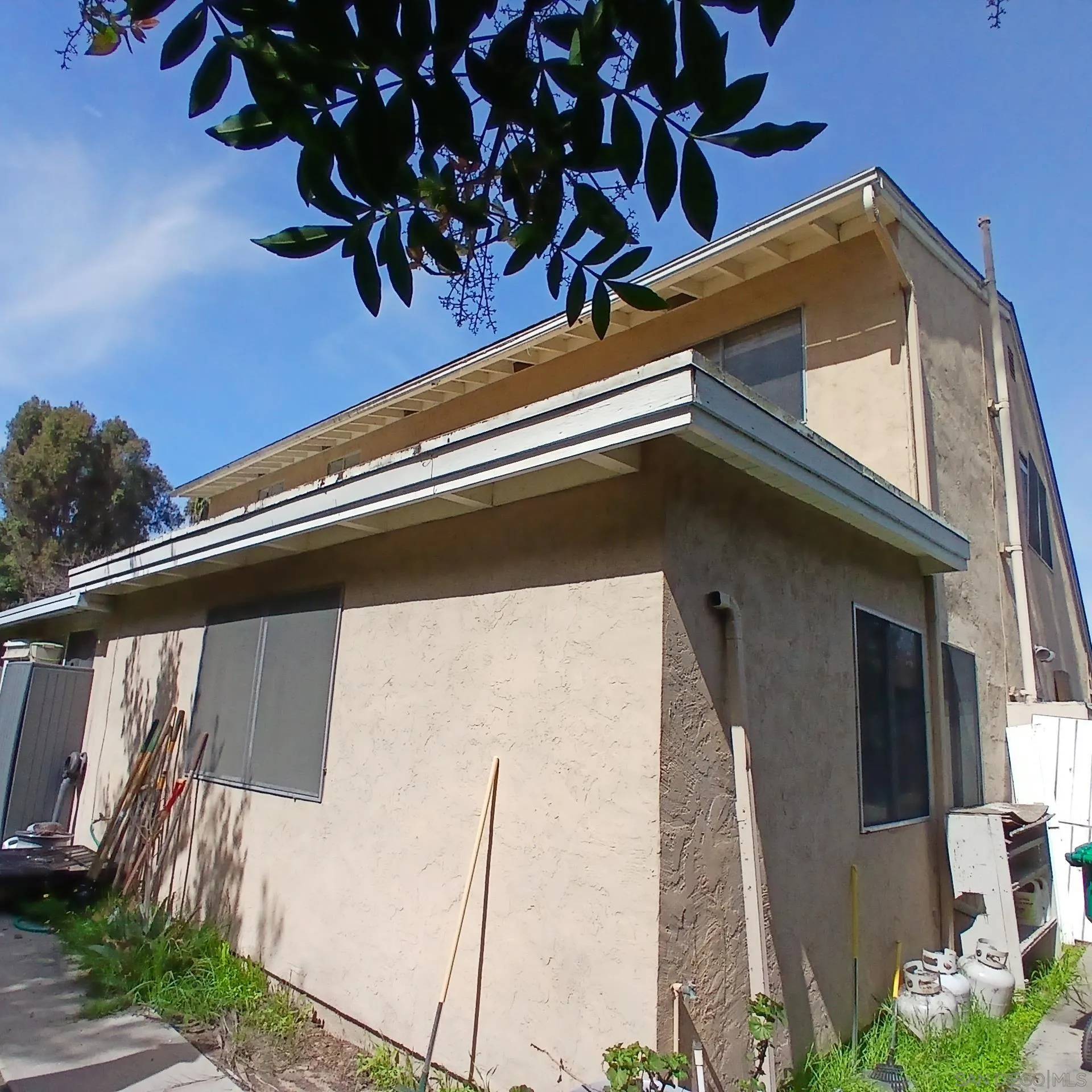 San Diego, CA 92115,5493 New Mills