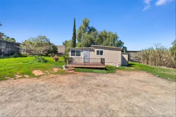 Lakeside, CA 92040,11816 Waterhill Rd