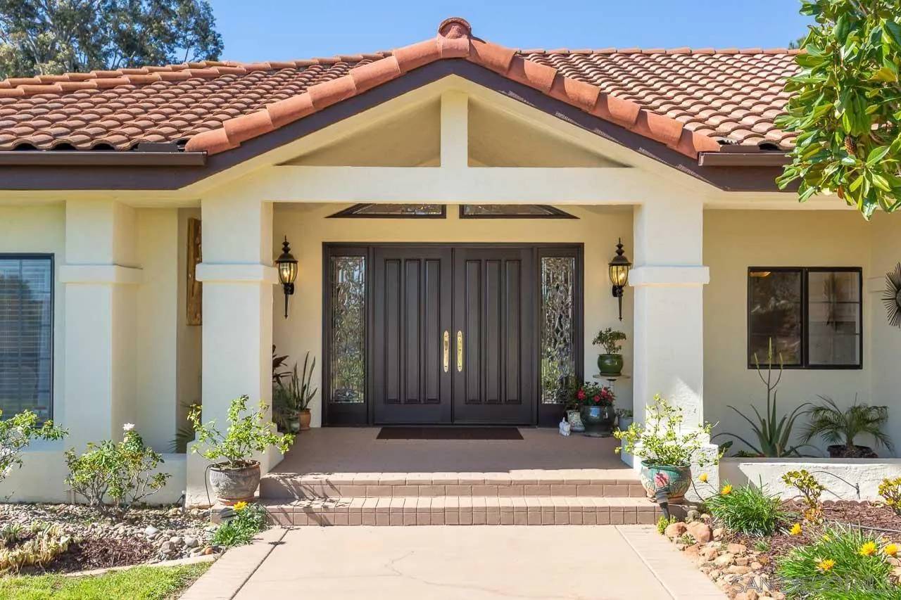 Poway, CA 92064,13012 Solera Way