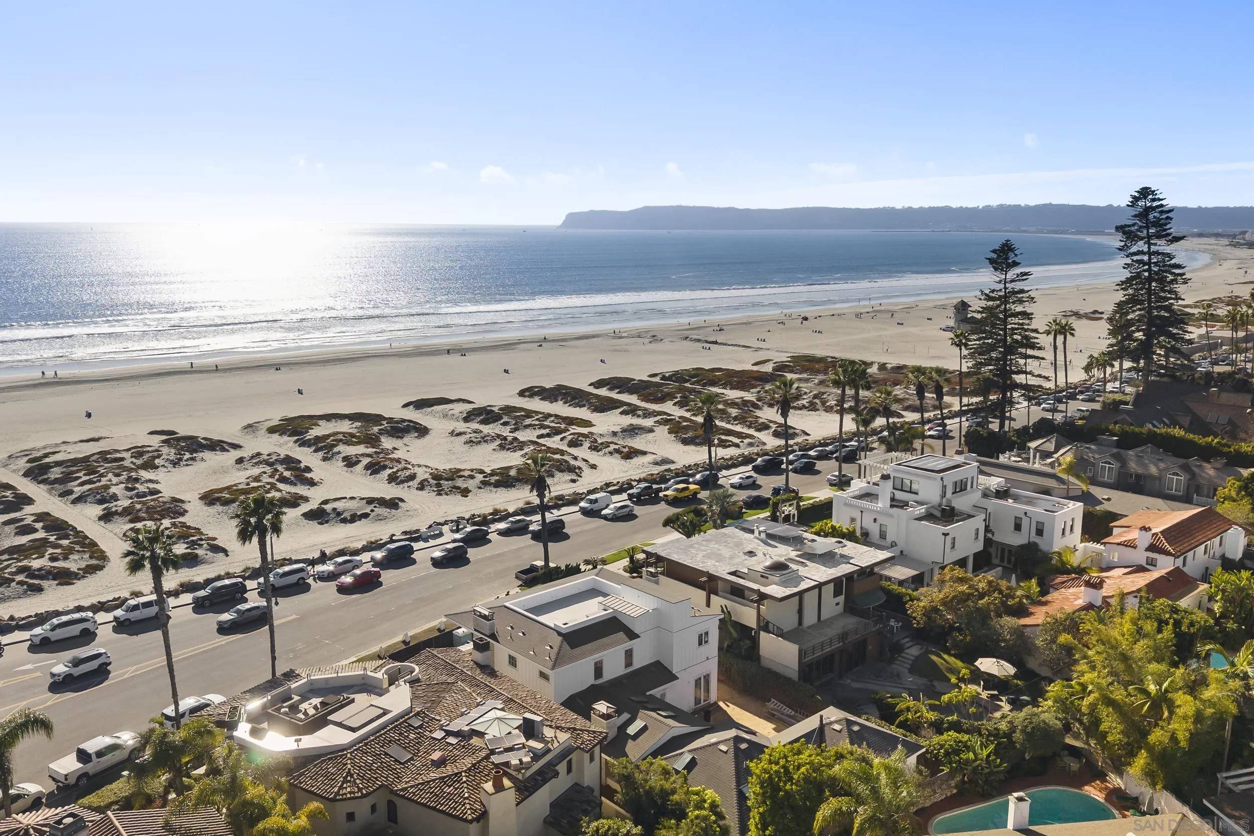 Coronado, CA 92118,1057 Ocean Blvd