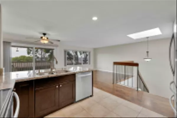 6259 Caminito Marcial, San Diego, CA 92111