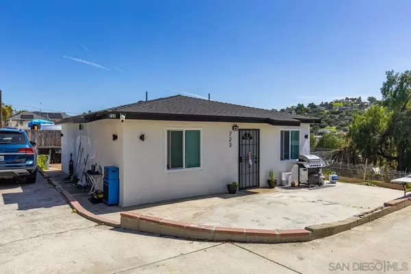 San Diego, CA 92114,719-31 N 63rd St