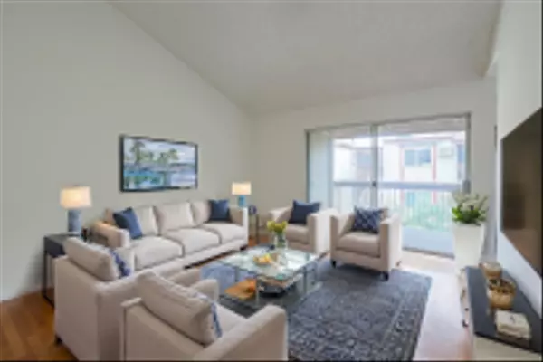 5432 Adobe Falls Rd #12, San Diego, CA 92120