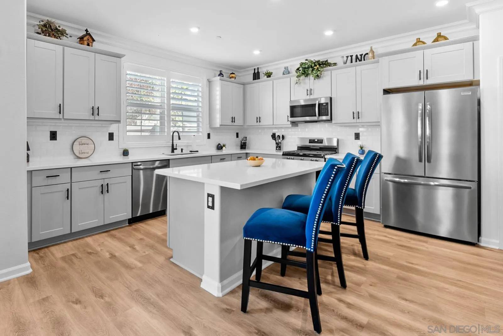 1722 Crabapple Way, Oceanside, CA 92056