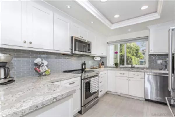 Coronado, CA 92118,41 Port of Spain