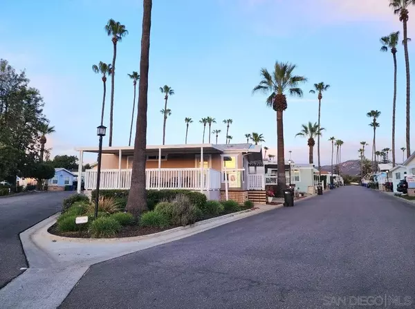 Lakeside, CA 92040,13594 Highway 8 business #30