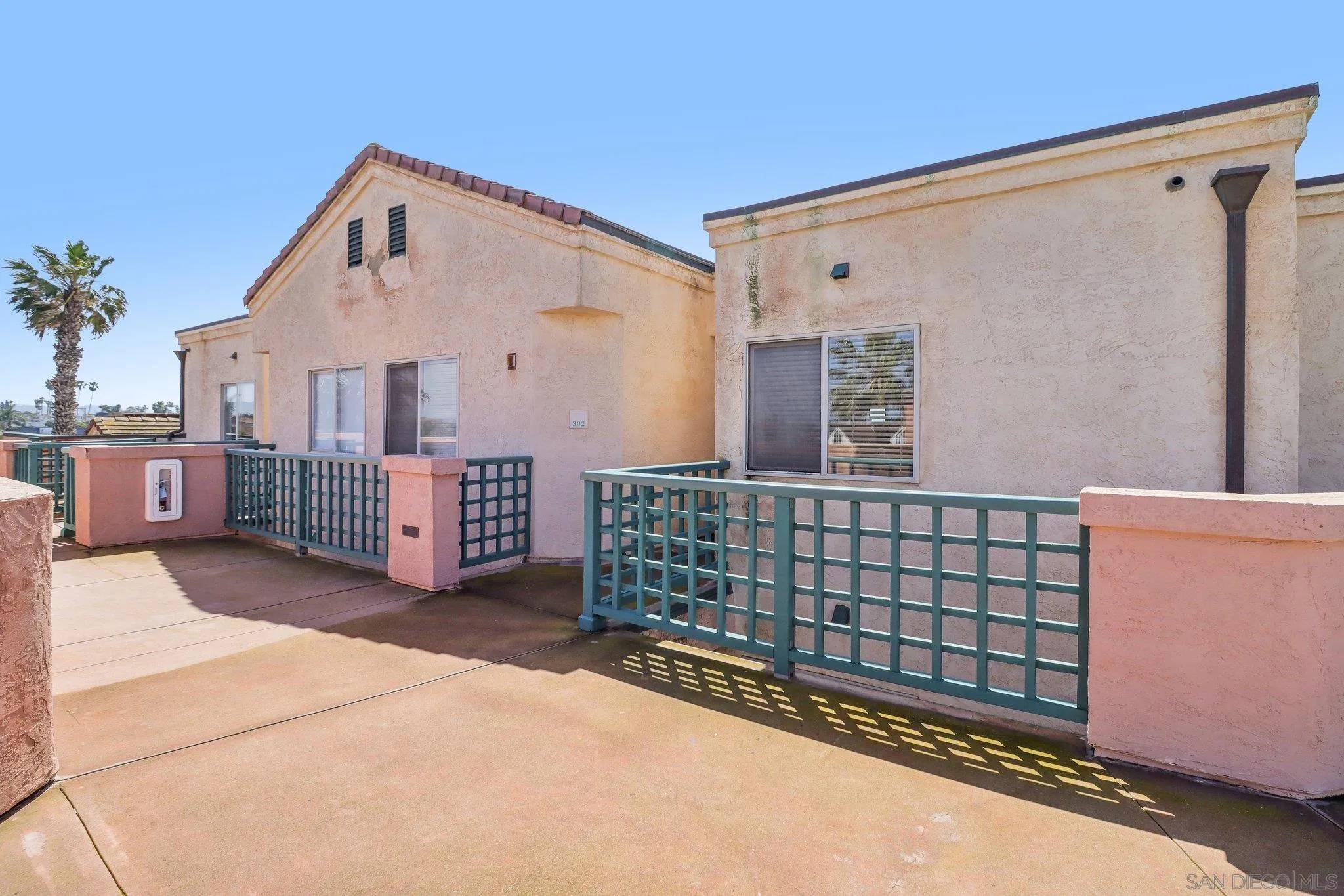 Imperial Beach, CA 91932,714 Seacoast Drive #302