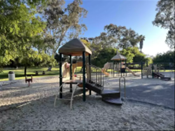 La Jolla, CA 92037,8271 Caminito Modena